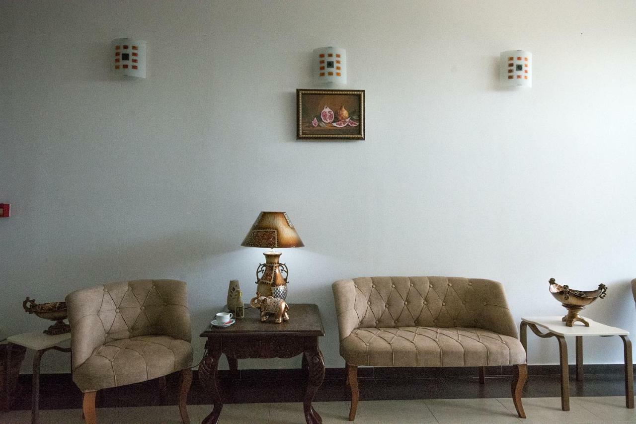 Hotel Nar เกฟเกลียา ภายนอก รูปภาพ