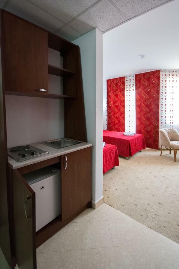 Hotel Nar เกฟเกลียา ภายนอก รูปภาพ