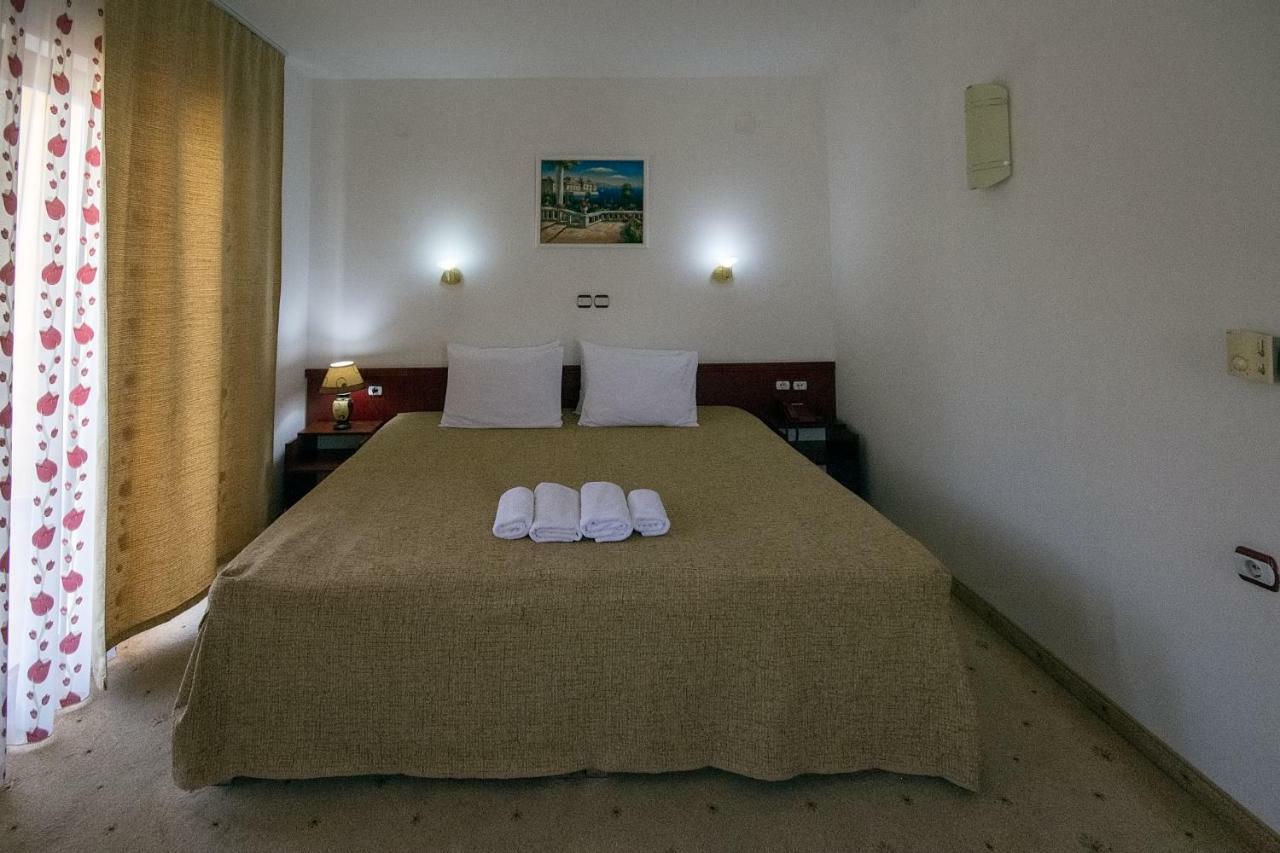 Hotel Nar เกฟเกลียา ภายนอก รูปภาพ