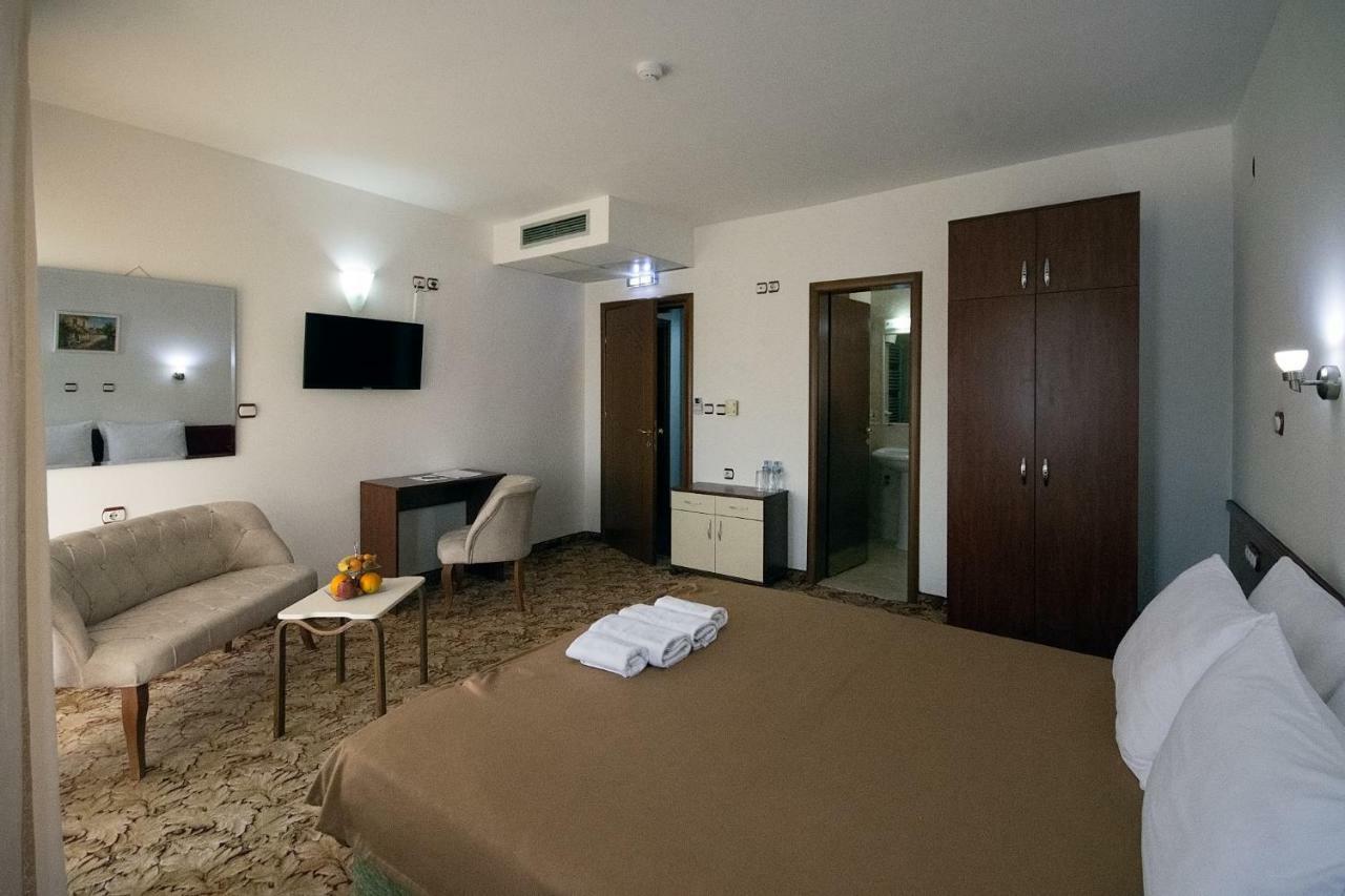 Hotel Nar เกฟเกลียา ภายนอก รูปภาพ